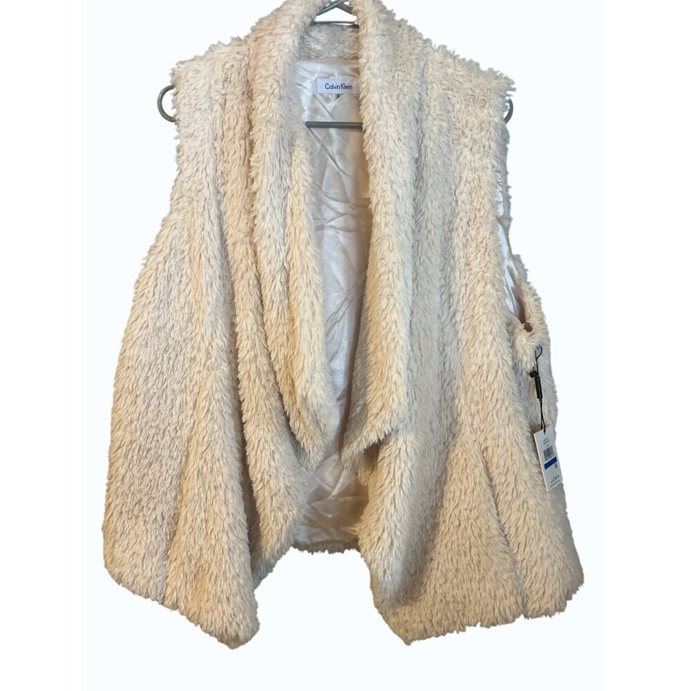 Calvin Klein Faux Fur Vest - Size XL - NWT - Cream White - MSRP $109.50‎